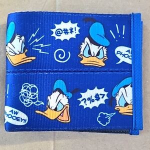 Harvey's Seatbelt Donald Duck Billfold Wallet